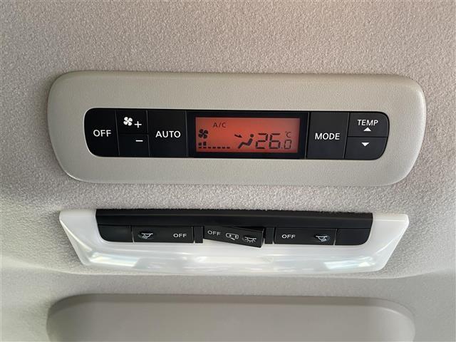 セレナ ｅ－パワー　ハイウェイスターＶ　純正９型ナビ／純正後席モニター／両側電動スライドドア／全周囲カメラ／純正フルエアロ／プロパイロット／クリアランスソナー／ドライブレコーダー／Ｂｌｕｅｔｏｏｔｈ／フルセグＴＶ／インテリジェントルームミラ（29枚目）