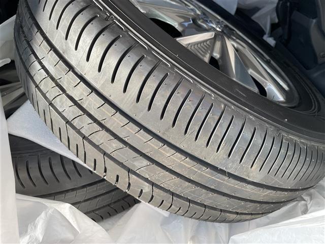 セレナ ｅ－パワー　ハイウェイスターＶ　純正９型ナビ／純正後席モニター／両側電動スライドドア／全周囲カメラ／純正フルエアロ／プロパイロット／クリアランスソナー／ドライブレコーダー／Ｂｌｕｅｔｏｏｔｈ／フルセグＴＶ／インテリジェントルームミラ（40枚目）