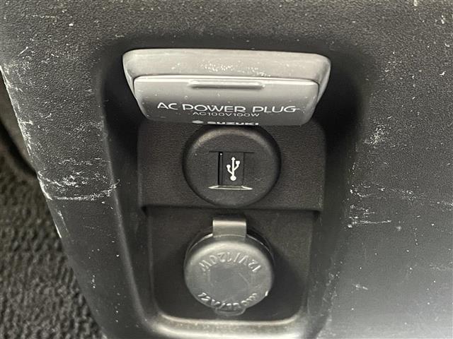 スペーシアカスタム ハイブリッドＸＳ　純正８型ナビ／全周囲カメラ／両側電動スライドドア／リアサーキュレーター／ヘッドアップディスプレイ／アイドリングストップ／バックソナー／ＬＥＤヘッドライト／ハーフレザーシート／シートヒーター／禁煙車（33枚目）