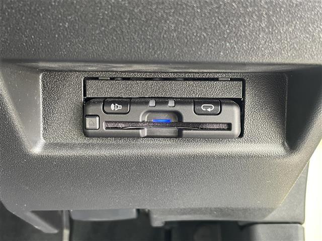 ジムニー ＸＣ　純正８型ナビ／バックカメラ／クルーズコントロール／クリアランスソナー／トランスファーレバー／ダウンヒルアシストコントロール／純正ラバーマット／ＬＥＤヘッドライト／ＥＴＣ／Ｂｌｕｅｔｏｏｔｈ／禁煙車（5枚目）