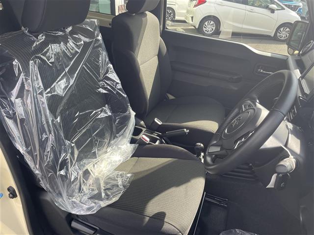 ジムニー ＸＣ　純正８型ナビ／バックカメラ／クルーズコントロール／クリアランスソナー／トランスファーレバー／ダウンヒルアシストコントロール／純正ラバーマット／ＬＥＤヘッドライト／ＥＴＣ／Ｂｌｕｅｔｏｏｔｈ／禁煙車（11枚目）