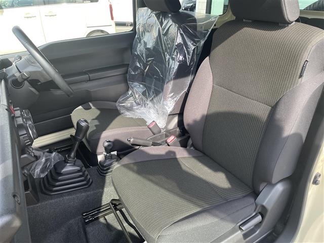 ジムニー ＸＣ　純正８型ナビ／バックカメラ／クルーズコントロール／クリアランスソナー／トランスファーレバー／ダウンヒルアシストコントロール／純正ラバーマット／ＬＥＤヘッドライト／ＥＴＣ／Ｂｌｕｅｔｏｏｔｈ／禁煙車（12枚目）