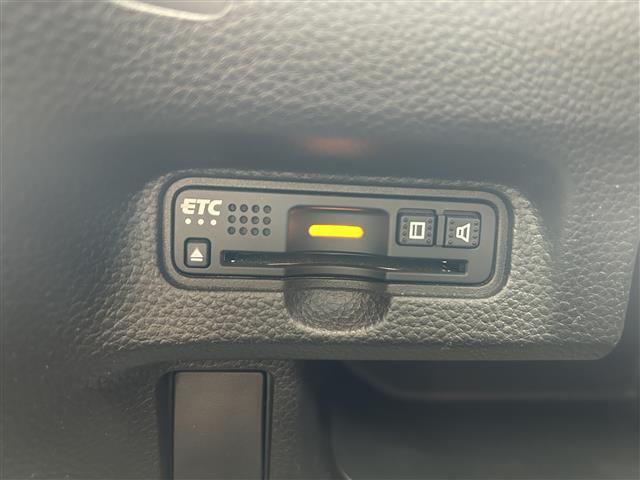 Ｎ－ＢＯＸカスタム Ｇ・Ｌターボホンダセンシング　純正８型ナビ／バックカメラ／両側電動スライドドア／アダプティブクルーズコントロール／前後ドライブレコーダー／ハーフレザー／バックソナー／ＬＥＤヘッドライト／アイドリングストップ／パドルシフト／禁煙車（7枚目）