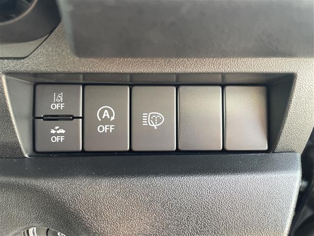 ジムニー ＸＣ　Ｓｔｒａｄａ７型ナビ／フルセグＴＶ／Ｂｌｕｅｔｏｏｔｈ／クルーズコントロール／アイドリングストップ／シートヒーター／ＬＥＤヘッドライト／トランスファーレバー／ヒートミラー／ＥＴＣ／電格ミラー／禁煙車（6枚目）