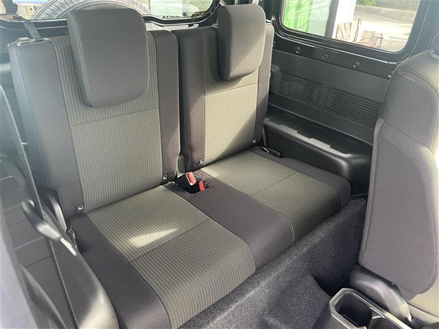 ジムニー ＸＣ　Ｓｔｒａｄａ７型ナビ／フルセグＴＶ／Ｂｌｕｅｔｏｏｔｈ／クルーズコントロール／アイドリングストップ／シートヒーター／ＬＥＤヘッドライト／トランスファーレバー／ヒートミラー／ＥＴＣ／電格ミラー／禁煙車（14枚目）