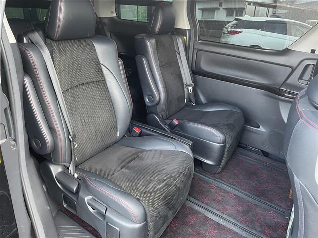 ヴェルファイア ２．４Ｚ　ゴールデンアイズＩＩ　ＡＬＰＩＮＥ９型ナビ／ＡＬＰＩＮＥ後席モニター／モデリスタフルエアロ／両側電動スライド／ドライブレコーダー／バックカメラ／クルーズコントロール／クリアランスソナー／電動リアゲート／ＥＴＣ／禁煙車（12枚目）