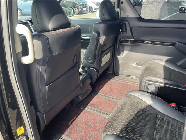 ヴェルファイア ２．４Ｚ　ゴールデンアイズＩＩ　ＡＬＰＩＮＥ９型ナビ／ＡＬＰＩＮＥ後席モニター／モデリスタフルエアロ／両側電動スライド／ドライブレコーダー／バックカメラ／クルーズコントロール／クリアランスソナー／電動リアゲート／ＥＴＣ／禁煙車（36枚目）