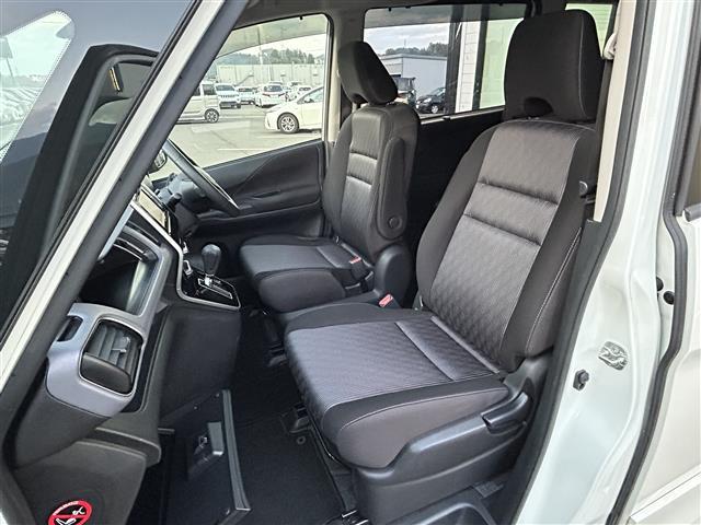 セレナ ハイウェイスターV carrozzeria7型ナビ/全周囲カメラ/両側電動スライド/プロパイロット/前後ドライブレコーダー/ブラインドスポットモニター/クリアランスソナー/パーキングアシスト/ETC2.0/禁煙車(9枚目)