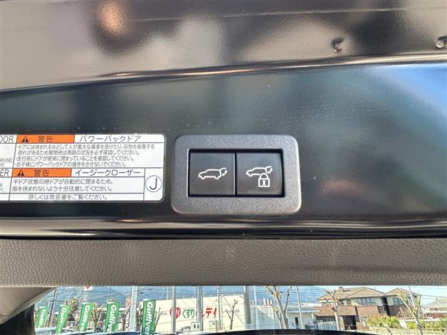 ヤリスクロス ハイブリッドZ 純正ナビ(フルセグTV/Bluetooth)/全周囲カメラ/ETC2.0/運転席パワーシート/半革シート/社外前後ドラレコ/追従クルコン/純正18インチAW/100V充電/前後コーナーセンサー(10枚目)