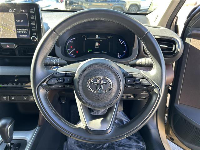 ヤリスクロス ハイブリッドZ 純正ナビ(フルセグTV/Bluetooth)/全周囲カメラ/ETC2.0/運転席パワーシート/半革シート/社外前後ドラレコ/追従クルコン/純正18インチAW/100V充電/前後コーナーセンサー(23枚目)