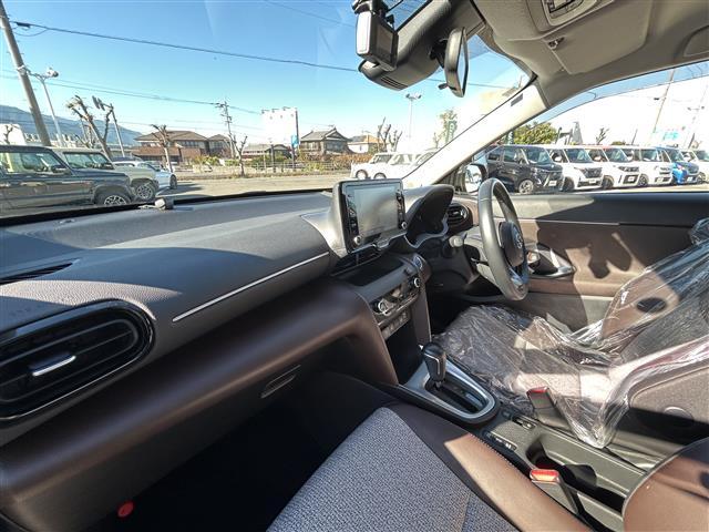ヤリスクロス ハイブリッドZ 純正ナビ(フルセグTV/Bluetooth)/全周囲カメラ/ETC2.0/運転席パワーシート/半革シート/社外前後ドラレコ/追従クルコン/純正18インチAW/100V充電/前後コーナーセンサー(38枚目)
