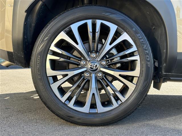 ヤリスクロス ハイブリッドZ 純正ナビ(フルセグTV/Bluetooth)/全周囲カメラ/ETC2.0/運転席パワーシート/半革シート/社外前後ドラレコ/追従クルコン/純正18インチAW/100V充電/前後コーナーセンサー(40枚目)