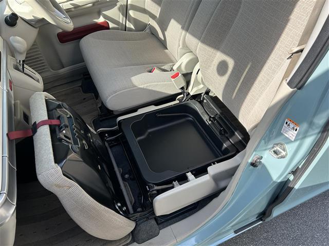 スペーシア ハイブリッドX 純正ナビ(CN-RZ83)/Bluetooth/CD/DVD/両側パワースライドドア/運転席シートヒーター/コーナーセンサー/オートヘッドライト/オートマチックハイビーム/W+サイドエアバッグ(27枚目)