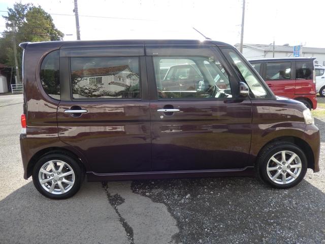 タント Gスペシャル 片側パワースライドドア 純正ナビ 地デジTV アイドリングストップ スマートキー フォグランプ 純正エアロ 14インチアルミ オートエアコン 光軸調整(4枚目)