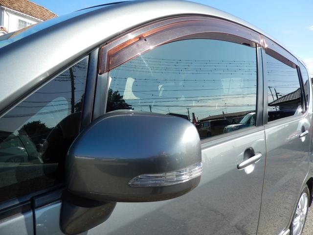 ムーヴ カスタム RS ETC スマートキー ディスチャージヘッドランプ フォグランプ 社外ナビ 地デジ 14インチアルミ オートエアコン ステアリングスイッチ(27枚目)