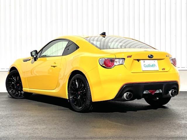 ＢＲＺ ｔＳ　３００台限定　サンライズイエロー１００台限定　ＳＴＩ製フロントアンダースポイラー　ＳＴＩ製ｂｒｅｍｂｏ１７インチディスクブレーキ　ＳＴＩ製１８インチブラック塗装アルミホイール　ＲＥＣＡＲＯシート（28枚目）