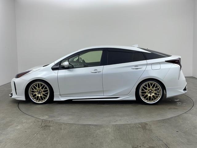 プリウス Sツーリングセレクション・ブラックエディション 純正ナビ ワンオーナー モデリスタエアロ トヨタセーフティーセンス クラッシュセーフティー 全方位カメラ デジタルインナーミラー 前後ドラレコ ETC2.0 前席シートヒーターステアリングリモコン(10枚目)