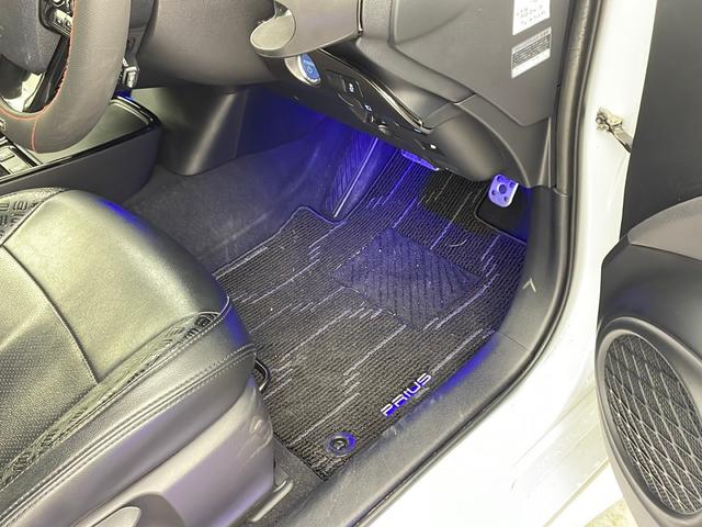 プリウス Sツーリングセレクション・ブラックエディション 純正ナビ ワンオーナー モデリスタエアロ トヨタセーフティーセンス クラッシュセーフティー 全方位カメラ デジタルインナーミラー 前後ドラレコ ETC2.0 前席シートヒーターステアリングリモコン(12枚目)