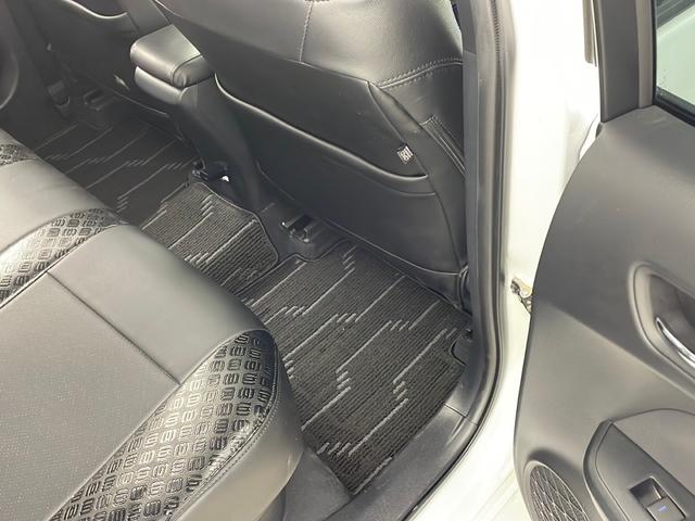 プリウス Sツーリングセレクション・ブラックエディション 純正ナビ ワンオーナー モデリスタエアロ トヨタセーフティーセンス クラッシュセーフティー 全方位カメラ デジタルインナーミラー 前後ドラレコ ETC2.0 前席シートヒーターステアリングリモコン(14枚目)