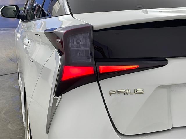 プリウス Sツーリングセレクション・ブラックエディション 純正ナビ ワンオーナー モデリスタエアロ トヨタセーフティーセンス クラッシュセーフティー 全方位カメラ デジタルインナーミラー 前後ドラレコ ETC2.0 前席シートヒーターステアリングリモコン(42枚目)