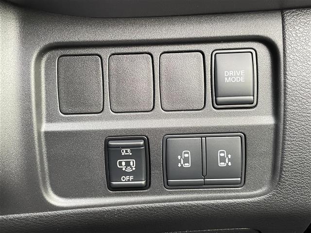 セレナ e-パワー ハイウェイスターV 純正SDナビ(CD/DVD/Bluetooth/フルセグ)プロパイロット 全方位運転支援システム インテリジェントエマージェンシーブレーキ 踏み間違い衝突防止アシスト(5枚目)