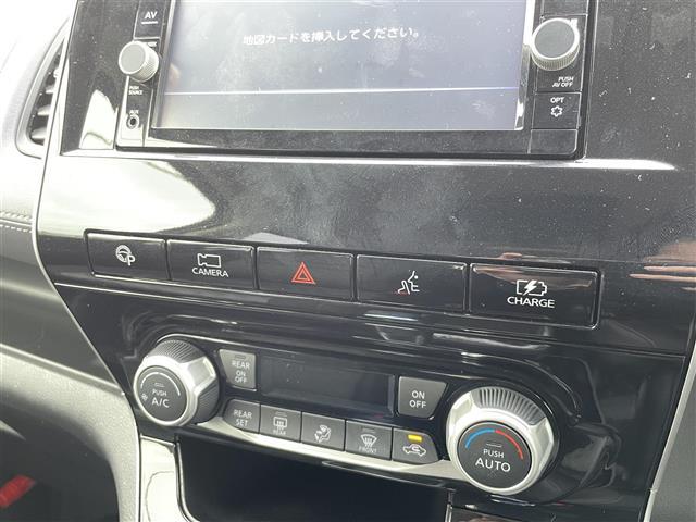 セレナ e-パワー ハイウェイスターV 純正SDナビ(CD/DVD/Bluetooth/フルセグ)プロパイロット 全方位運転支援システム インテリジェントエマージェンシーブレーキ 踏み間違い衝突防止アシスト(12枚目)
