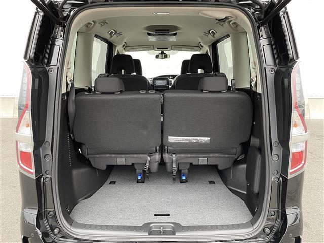 セレナ e-パワー ハイウェイスターV 純正SDナビ(CD/DVD/Bluetooth/フルセグ)プロパイロット 全方位運転支援システム インテリジェントエマージェンシーブレーキ 踏み間違い衝突防止アシスト(25枚目)