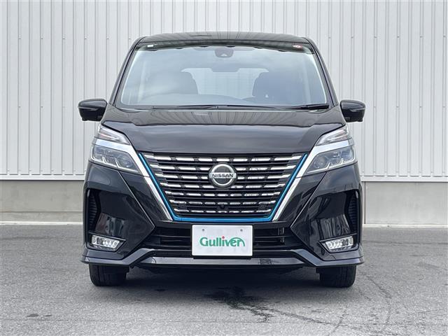 セレナ e-パワー ハイウェイスターV 純正SDナビ(CD/DVD/Bluetooth/フルセグ)プロパイロット 全方位運転支援システム インテリジェントエマージェンシーブレーキ 踏み間違い衝突防止アシスト(27枚目)