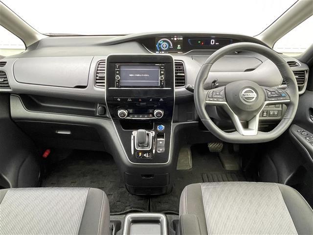 セレナ e-パワー ハイウェイスターV 純正SDナビ(CD/DVD/Bluetooth/フルセグ)プロパイロット 全方位運転支援システム インテリジェントエマージェンシーブレーキ 踏み間違い衝突防止アシスト(34枚目)