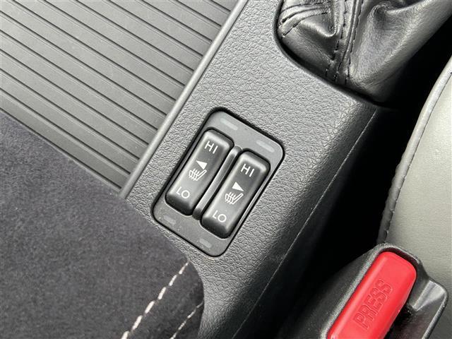 WRX STI S207 NBR チャレンジP イエローE 社外ナビ AM FM BT SD USB TV 専用ドライカーボン製リアスポイラー STI製RECAROフロントシート HKSGT3タービン HKSブローオフバルブ HKSインタークーラー(16枚目)