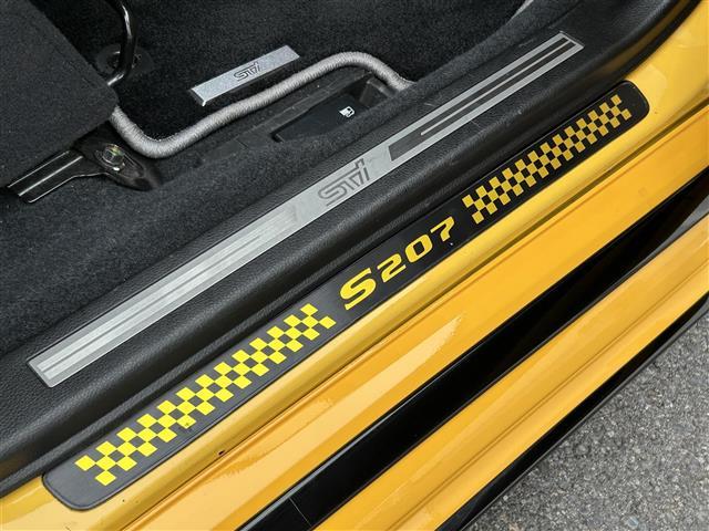 WRX STI S207 NBR チャレンジP イエローE 社外ナビ AM FM BT SD USB TV 専用ドライカーボン製リアスポイラー STI製RECAROフロントシート HKSGT3タービン HKSブローオフバルブ HKSインタークーラー(28枚目)