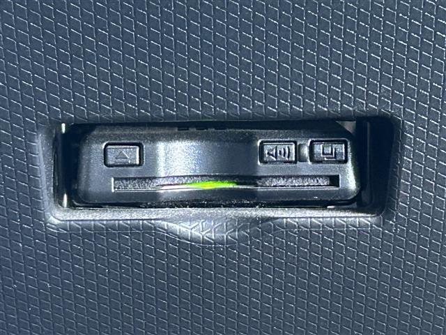 気になる車はすぐにお問い合わせください！画面右側の００６６から始まる無料ダイヤルからお問い合わせ下さい！専門スタッフがお車のご質問にお答えいたします！