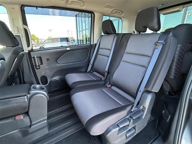 セレナ ハイウェイスターV(19枚目)