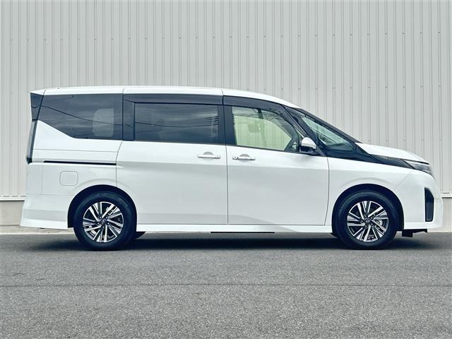 セレナ e-パワー ハイウェイスターV ワンオーナー 純正ナビ 純正フリップダウンモニター アラウンドビューモニター 両側パワスラ プロパイロット クルーズコントロール エマージェンシーブレーキ レーンキープアシスト ETC2.0 BSM(32枚目)