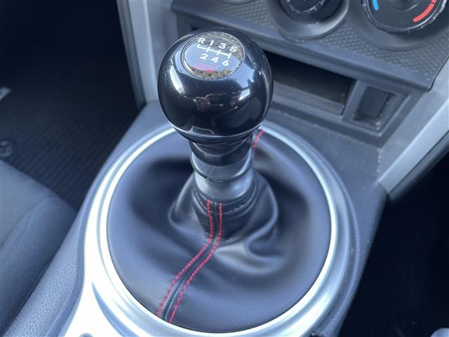 BRZ R ワンオーナー 純正ナビ(CD/DVD/Bluetooth/AM/FM)バックカメラ STIエアロ 革巻きステアリング 前後ドライブレコーダー 純正アルミホイール LEDヘッドランプ(10枚目)