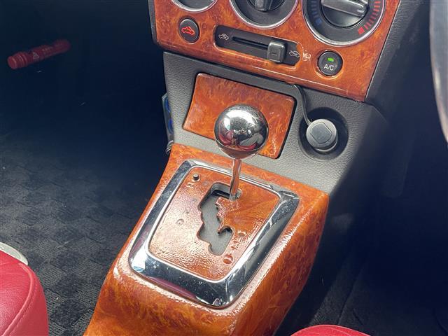 コペン アクティブトップ 社外メモリナビ CD DVD BT AM FM バックカメラ 前後ドラレコ 赤革シート シートヒーター 電動オープン ETC フォグ タワーバー リアスポイラー momoステアリング(7枚目)