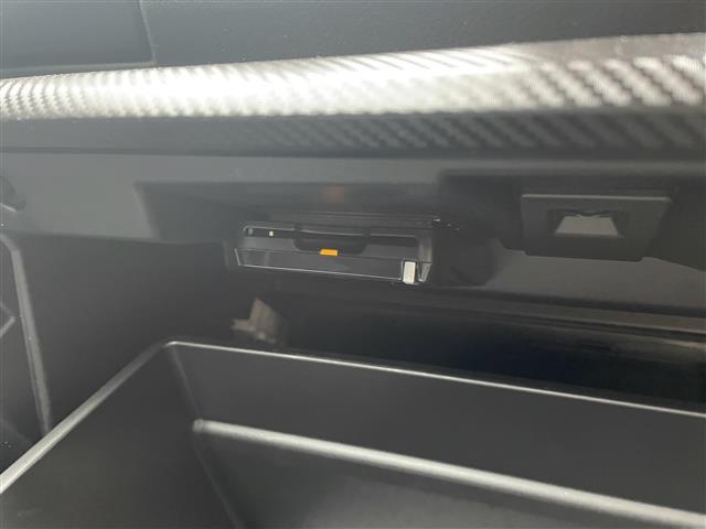 XV 1.6i-L アイサイト ワンオーナー アイサイトコアテクノロジー プリクラッシュブレーキ レーダークルーズコントロール AT誤発進抑制機能 車線逸脱警報 ふらつき警報 後退時ブレーキアシスト 先行車発進お知らせ 純正SDナビ(18枚目)