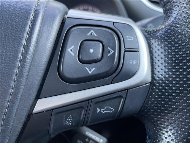 ハリアー プログレスメタル＆レザーパックスタイルブルーイッシュ　純正ＳＤナビ　ＡＭ　ＦＭ　ＣＤ　ＤＶＤ　ＢＴ　ＵＳＢ　ＳＤ　フルセグＴＶ　ＪＢＬプレミアムサウンド　サンルーフ　全方位カメラ　トヨタセーフティーセンスクルーズコントロール（9枚目）