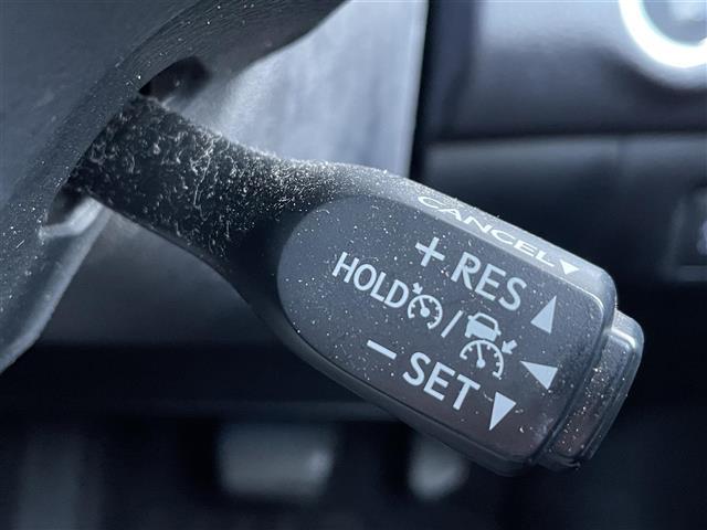 ハリアー プログレスメタル＆レザーパックスタイルブルーイッシュ　純正ＳＤナビ　ＡＭ　ＦＭ　ＣＤ　ＤＶＤ　ＢＴ　ＵＳＢ　ＳＤ　フルセグＴＶ　ＪＢＬプレミアムサウンド　サンルーフ　全方位カメラ　トヨタセーフティーセンスクルーズコントロール（10枚目）