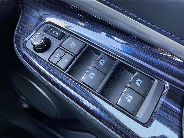 ハリアー プログレスメタル＆レザーパックスタイルブルーイッシュ　純正ＳＤナビ　ＡＭ　ＦＭ　ＣＤ　ＤＶＤ　ＢＴ　ＵＳＢ　ＳＤ　フルセグＴＶ　ＪＢＬプレミアムサウンド　サンルーフ　全方位カメラ　トヨタセーフティーセンスクルーズコントロール（11枚目）