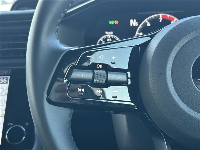 フェアレディＺ プロトスペック　ワンオナ　ＨＫＳ車高調　ＨＫＳマフラー　専用イエローキャリパー　純正メモリナビ　フルセグ　ＵＳＢ　Ｂｌｕｅｔｏｏｔｈ　バックカメラ　３蓮メーター　ビルトインＥＴＣ　ハーフレザーシート（8枚目）