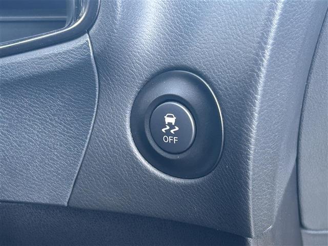 フェアレディＺ プロトスペック　ワンオナ　ＨＫＳ車高調　ＨＫＳマフラー　専用イエローキャリパー　純正メモリナビ　フルセグ　ＵＳＢ　Ｂｌｕｅｔｏｏｔｈ　バックカメラ　３蓮メーター　ビルトインＥＴＣ　ハーフレザーシート（12枚目）