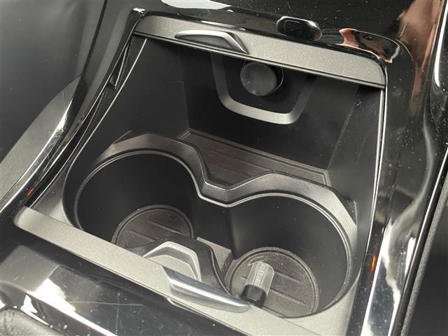 店頭在庫以外にも全国約４万台※の在庫から、ぴったりな１台をご提案します！※２０２３年１０月現在の在庫台数です。売約済の可能性があります。