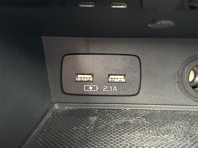 インプレッサスポーツ STIスポーツ アイサイトセーフティプラス 衝突軽減ブレーキ レーンキープアシスト 追従式レーダークルーズコントロール スマートリヤビューミラー リヤビークルディテクション ハイビームアシスト(19枚目)