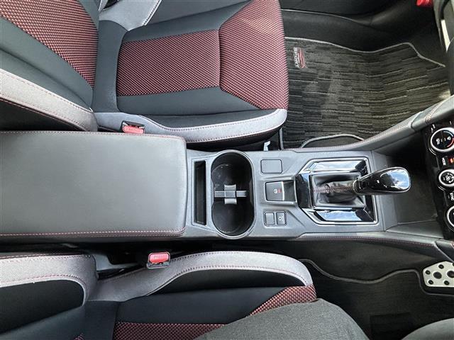 インプレッサスポーツ STIスポーツ アイサイトセーフティプラス 衝突軽減ブレーキ レーンキープアシスト 追従式レーダークルーズコントロール スマートリヤビューミラー リヤビークルディテクション ハイビームアシスト(23枚目)