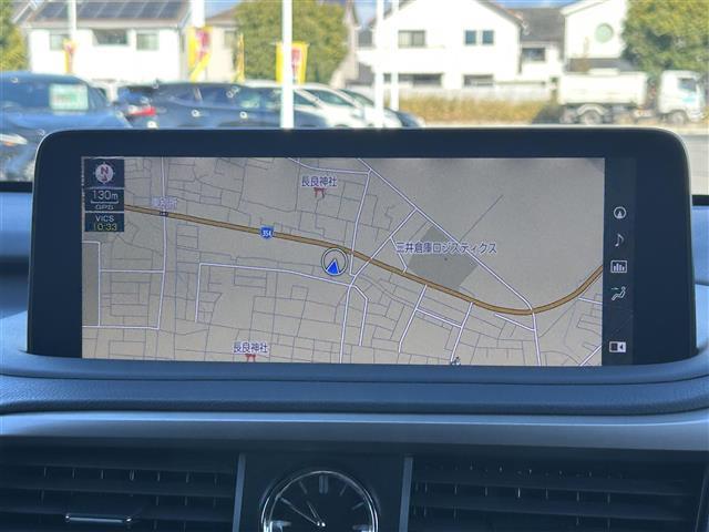 ＲＸ ＲＸ４５０ｈ　ブラックツアラー　純正ナビ　ＡＭ　ＦＭ　ＤＩＳＣ　ＵＳＢ　Ｂｌｕｅｔｏｏｔｈ　フルセグＴＶ　Ｌｅｘｕｓ　Ｓａｆｔｙ　Ｓｙｓｔｅｍ＋　パノラミックビューモニター　ヘッドアップディスプレイ　サンルーフ　専用内装　専用アルミ（2枚目）