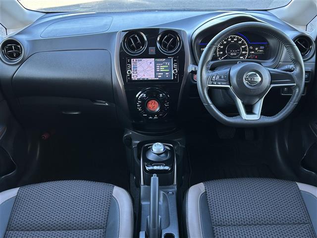 ノート ｅ－パワー　メダリスト　純正メモリナビ（ＣＤ／ＤＶＤ／ＳＤ／Ｂｌｕｅｔｏｏｔｈ／ＵＳＢ／ＭＳＶ／ｉＰｏｄ）フルセグテレビ　アラウンドビューモニター　スマートルームミラー　インテリジェントエマージェンシーブレーキ（30枚目）