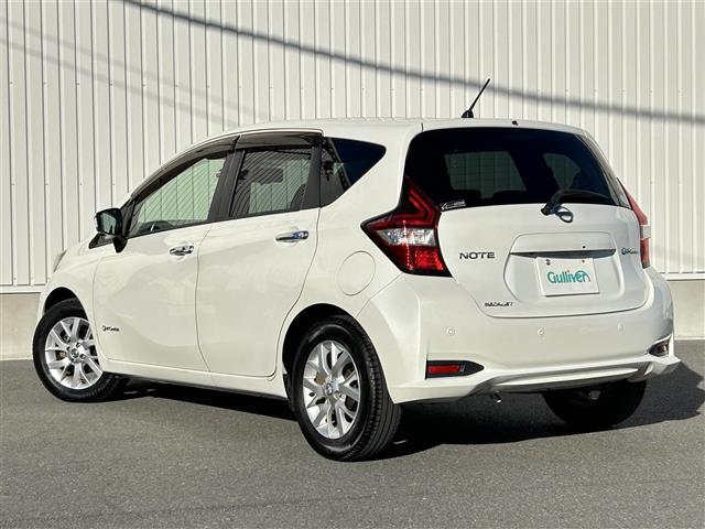 ノート ｅ－パワー　メダリスト　純正メモリナビ（ＣＤ／ＤＶＤ／ＳＤ／Ｂｌｕｅｔｏｏｔｈ／ＵＳＢ／ＭＳＶ／ｉＰｏｄ）フルセグテレビ　アラウンドビューモニター　スマートルームミラー　インテリジェントエマージェンシーブレーキ（31枚目）