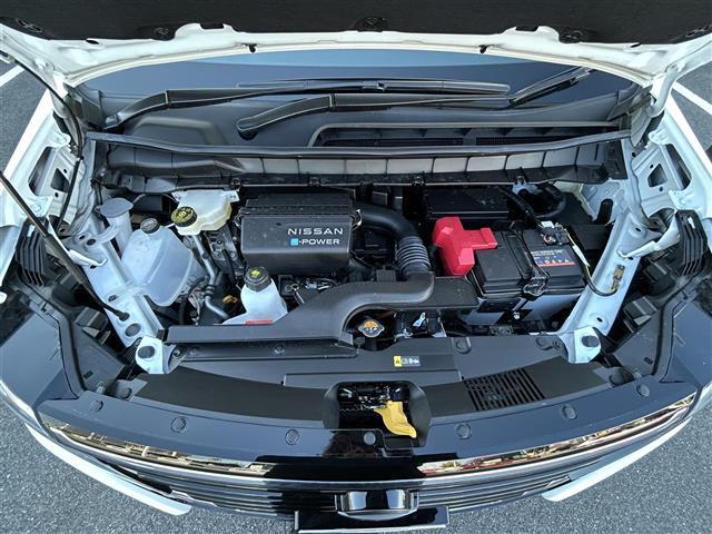 セレナ ｅ－パワー　ハイウェイスターＶ（35枚目）