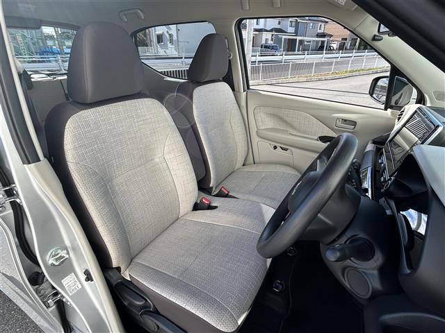 デイズ Ｘ　純正メモリーナビ　ＭＭ２２３－ＤＬ　ＡＭ　ＦＭ　Ｂｌｕｅｔｏｏｔｈ　フルセグＴＶ　前後ドラレコ映像　アラウンドビューモニター　エマージェンシーブレーキ　純正デジタルインナーミラー　電格ミラー　ＥＴＣ（19枚目）